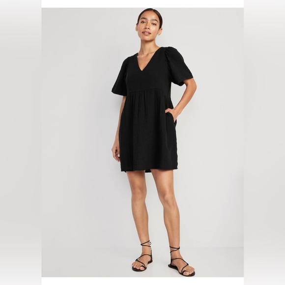 Old Navy Dresses & Skirts - NWT Old Navy Mini Swing Dress / Black / XL